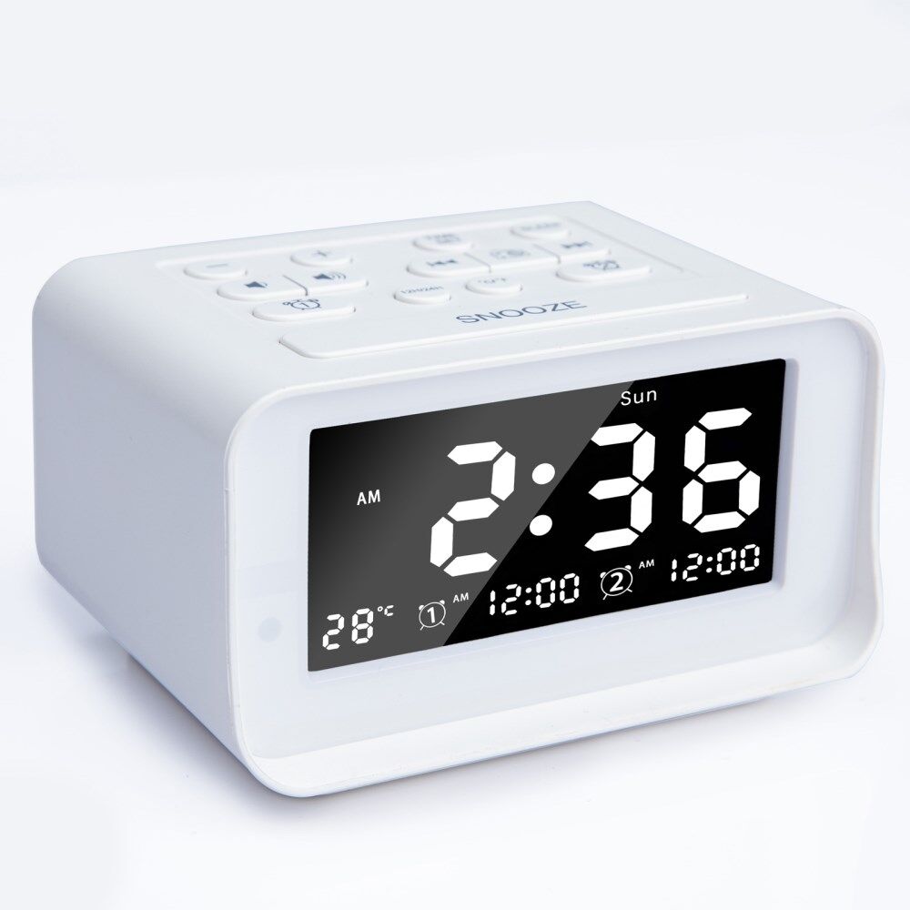 K1- Pro temperaturdisplay FM-radio LED digitalt vækkeur med dobbelte USB-telefonopladningsporte,