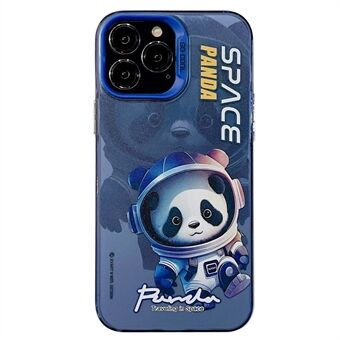 Til iPhone 15 Pro Max PC+TPU-telefonsagen med panda-astronautmønstertryk på forsiden.
